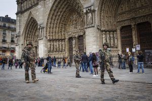 Es la serie fotográfica del día después de los atentados terroristas perpretado por el Estado Islámico que se produjeron en París (Francia) el 13 de noviembre.